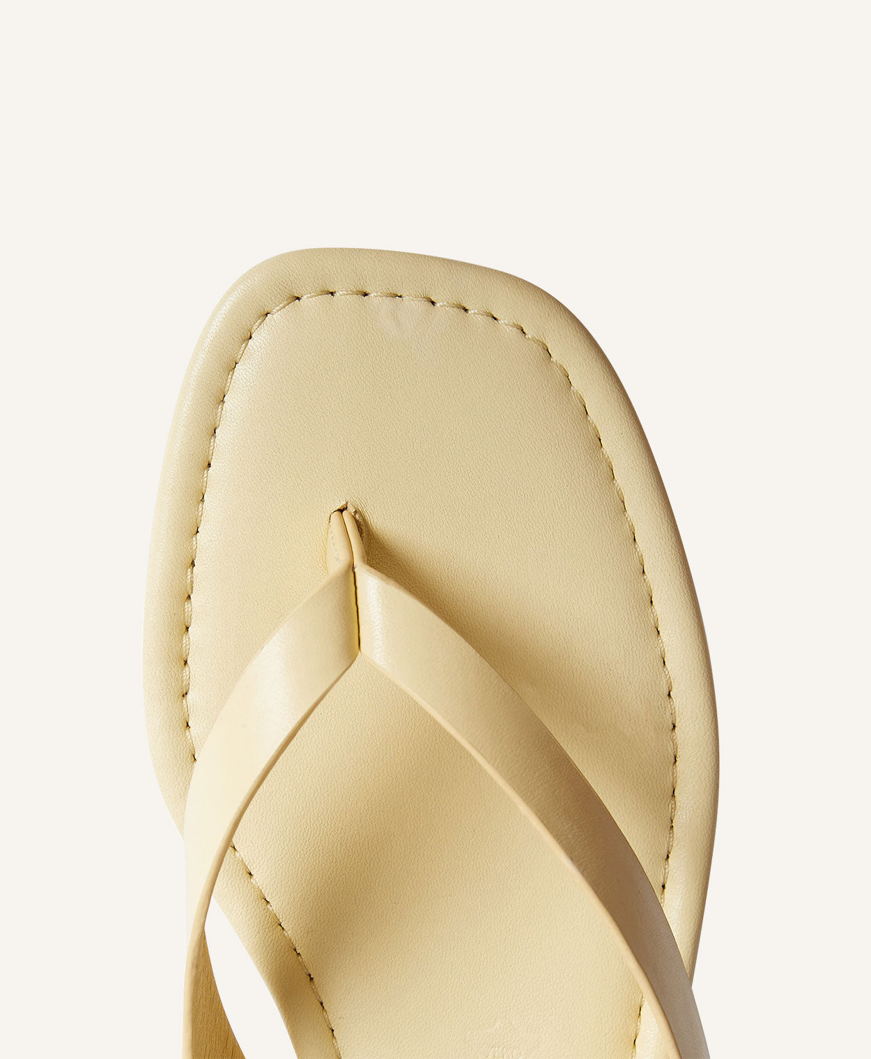 Ali Sandal - Thongs | Womens Shoes - Mi Piaci