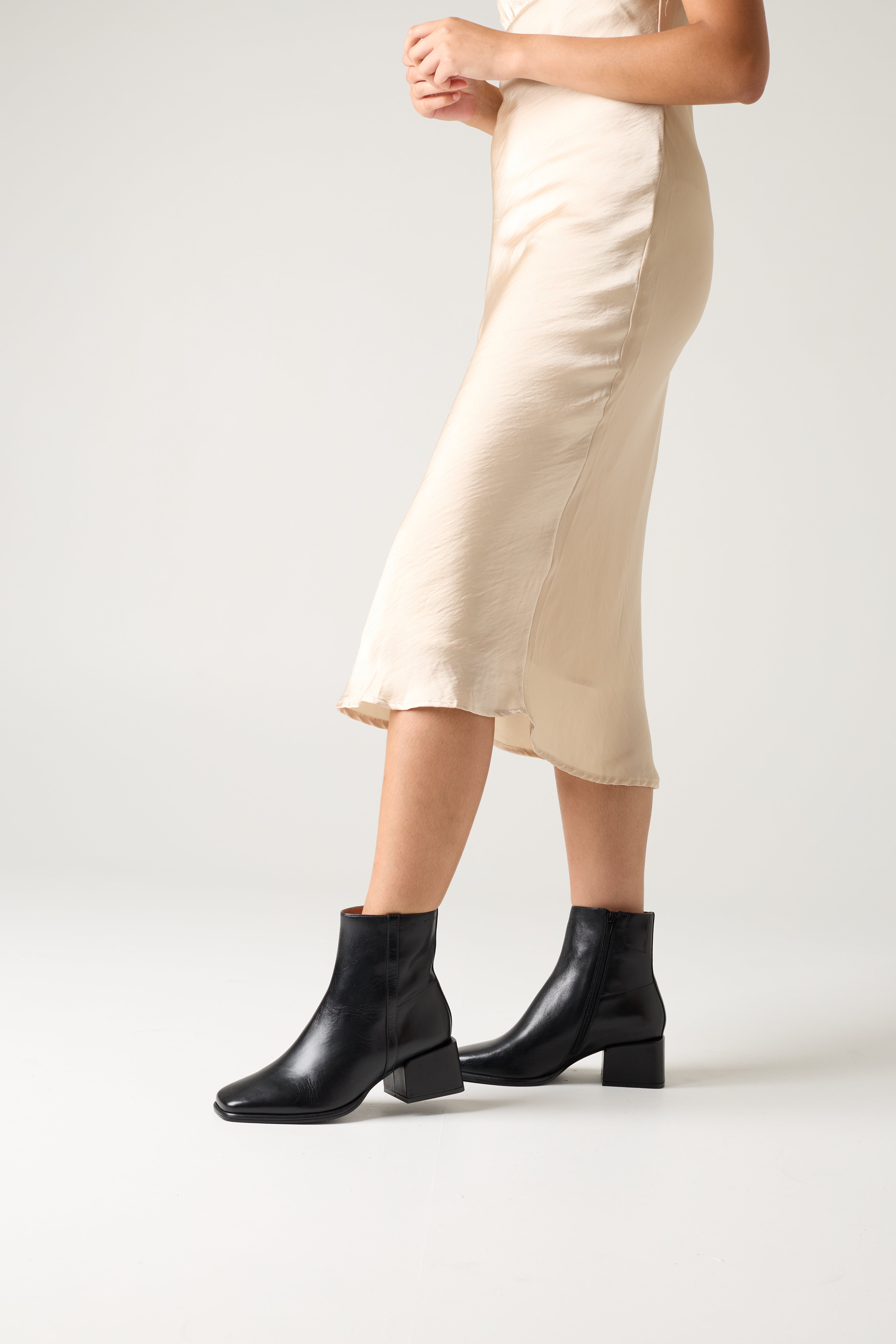 BarbaraWide Ankle Boot - Boots Ankle | Womens Shoes - Mi Piaci