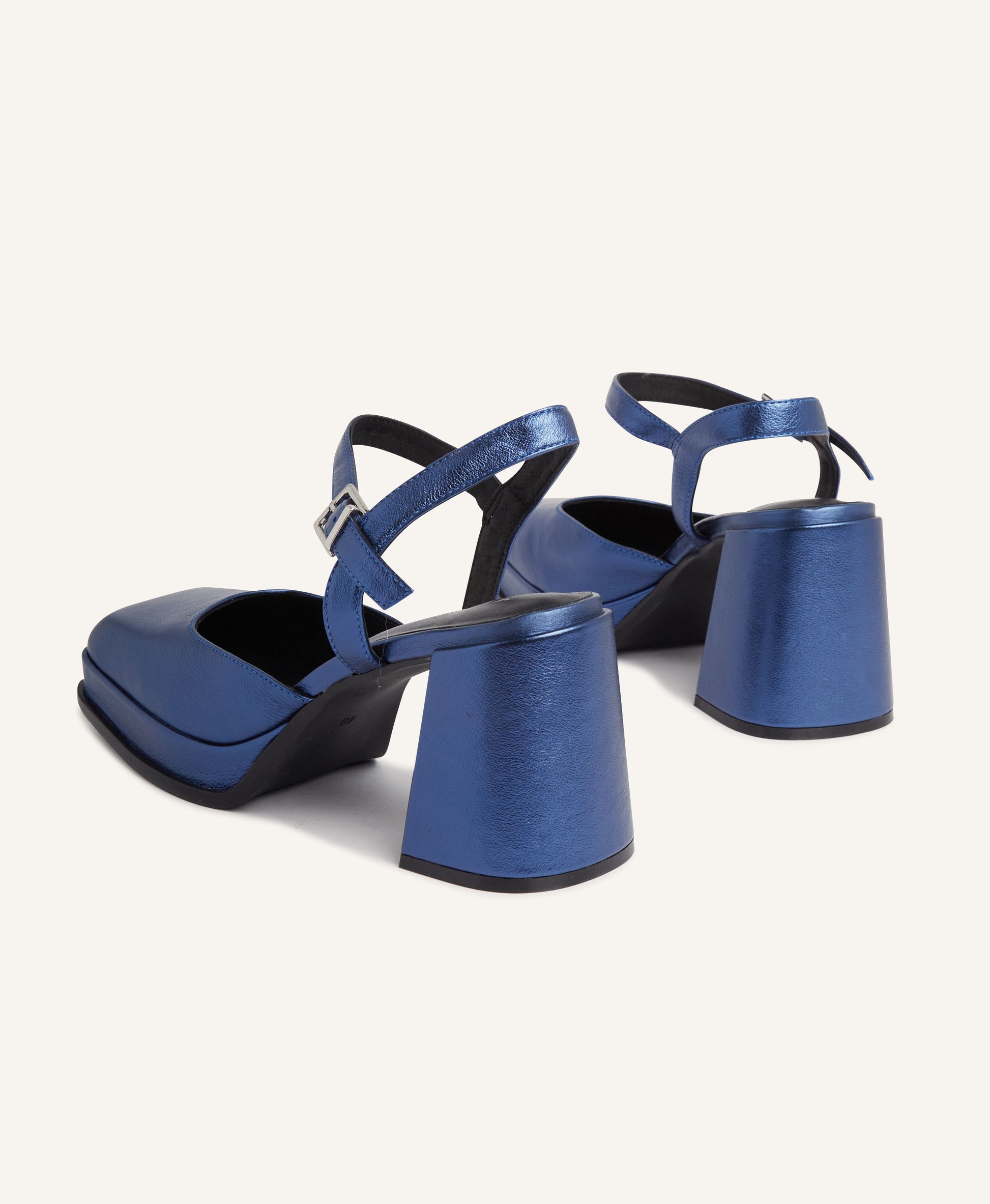 Cisco Platform Heel - Courts | Womens Shoes - Mi Piaci