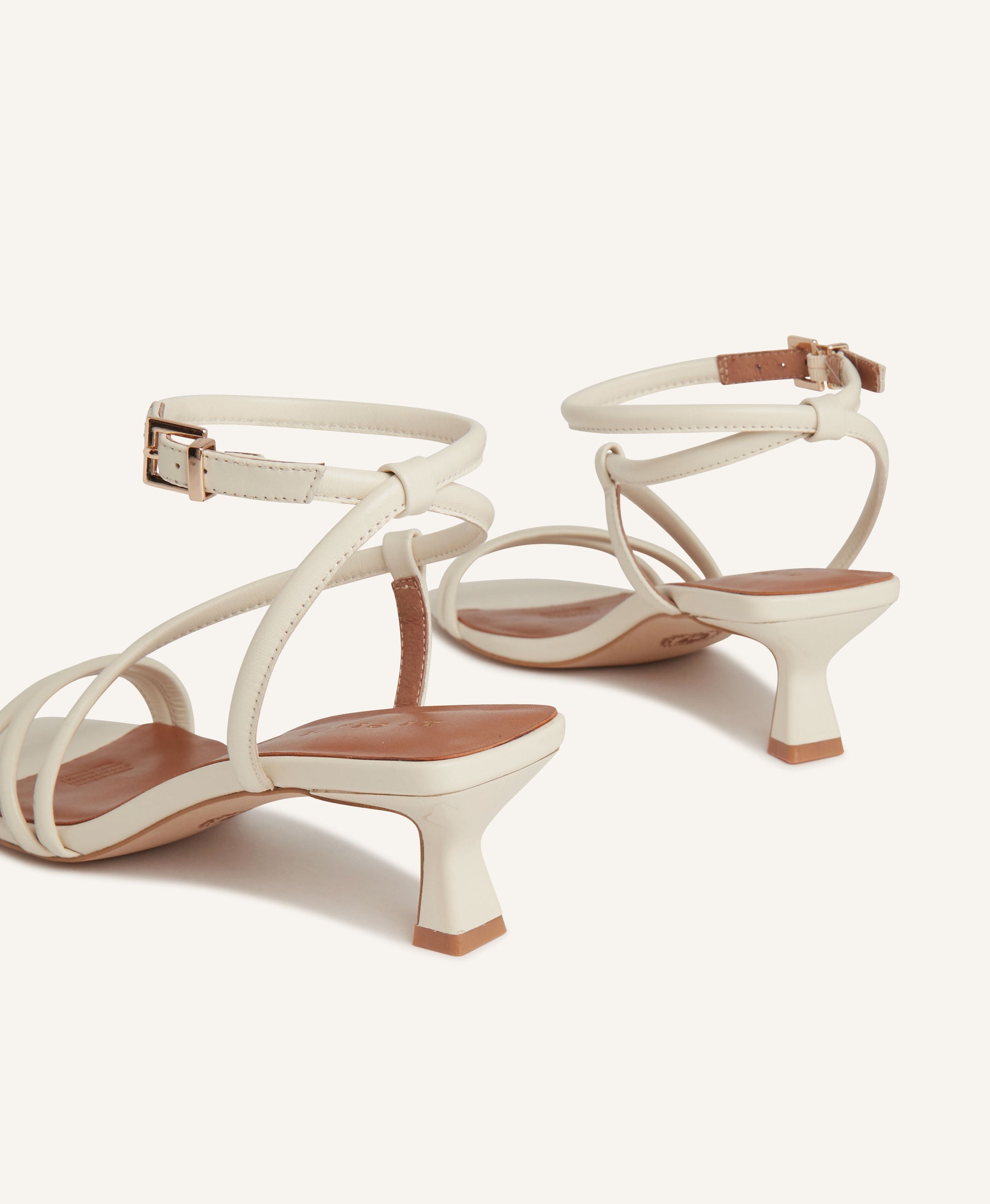 Daphney Strappy Sandal - - Mi Piaci