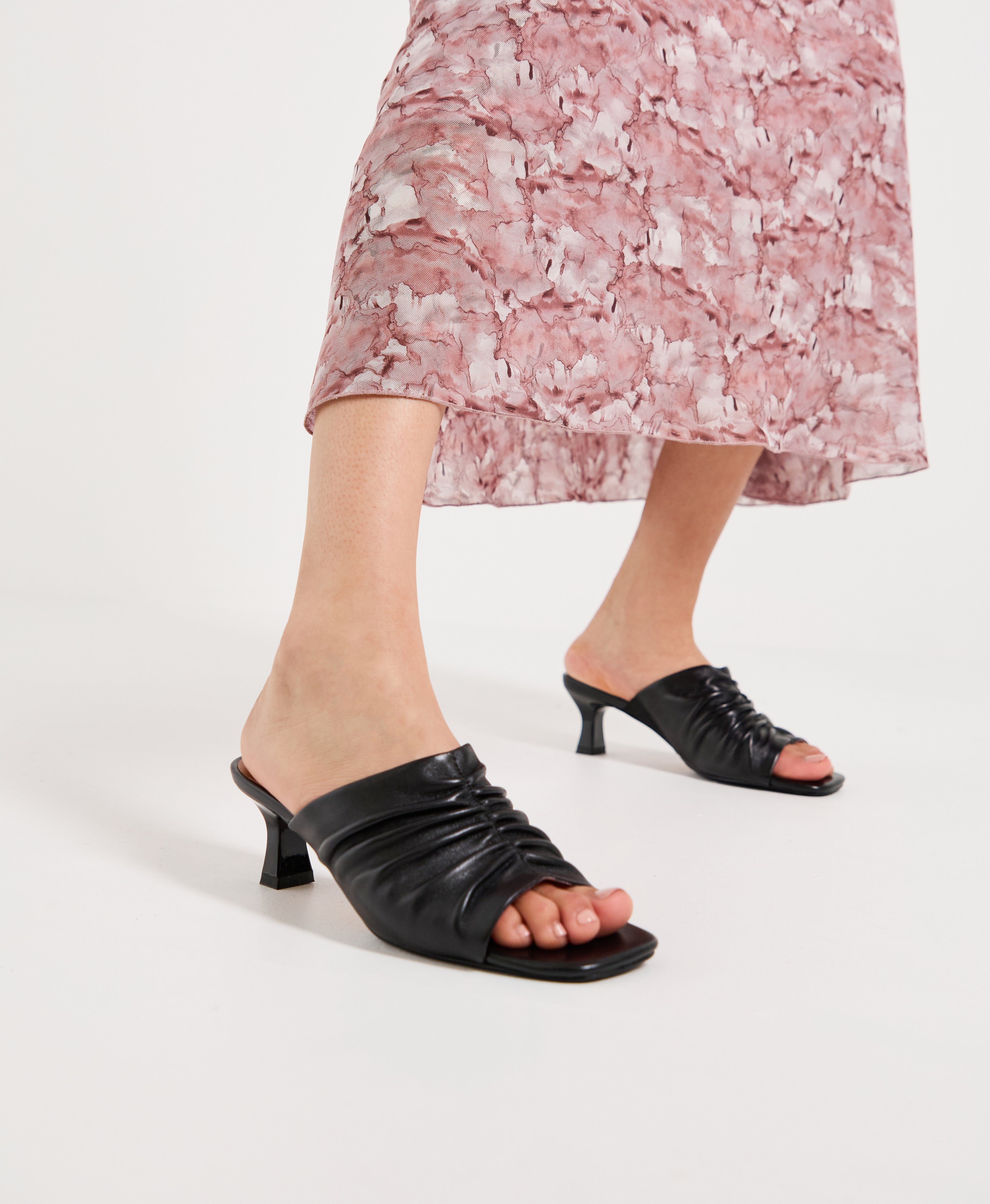 Dory Mule - - Mi Piaci