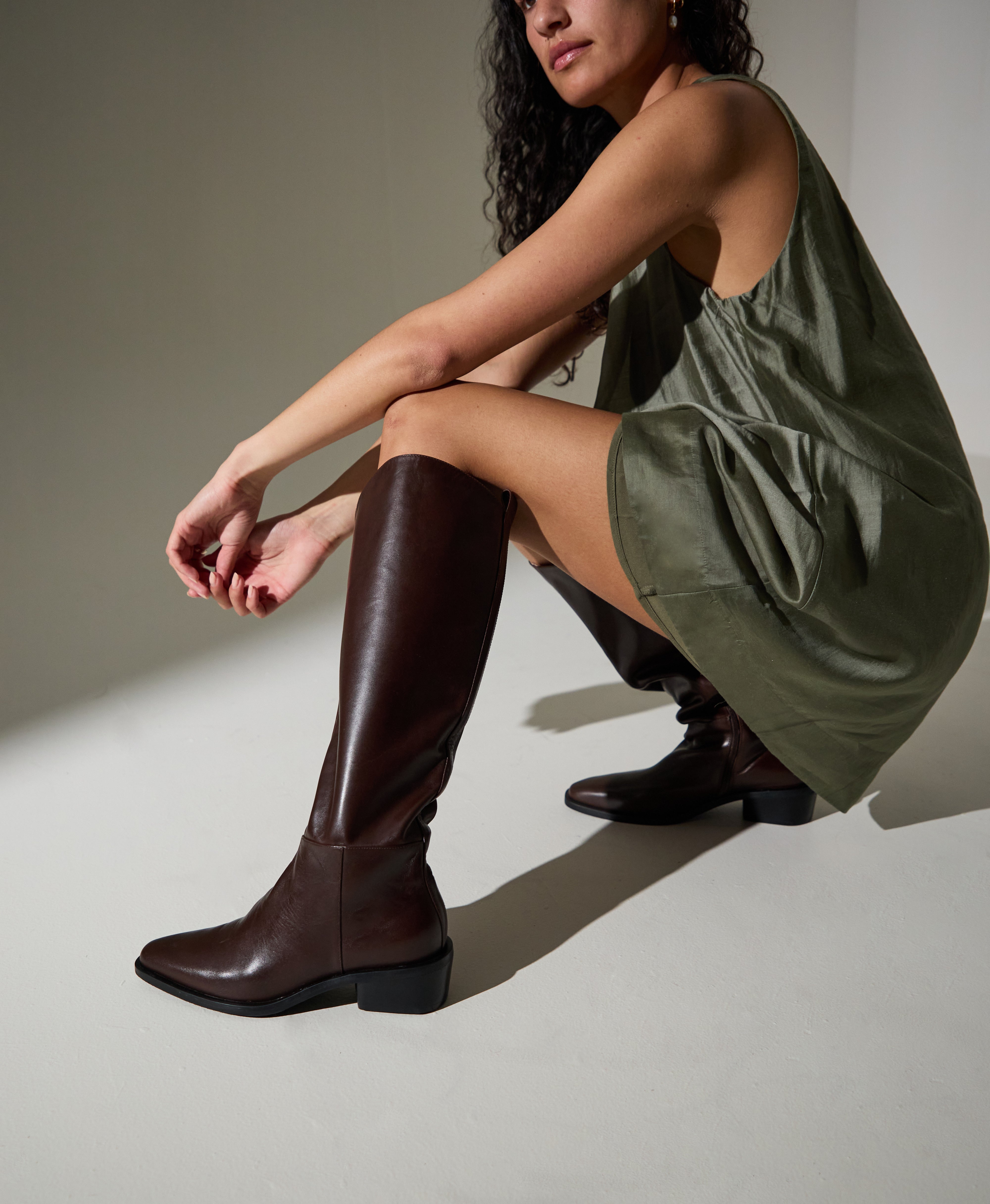Buy Drake Knee High Boot Online in New Zealand | Mi Piaci