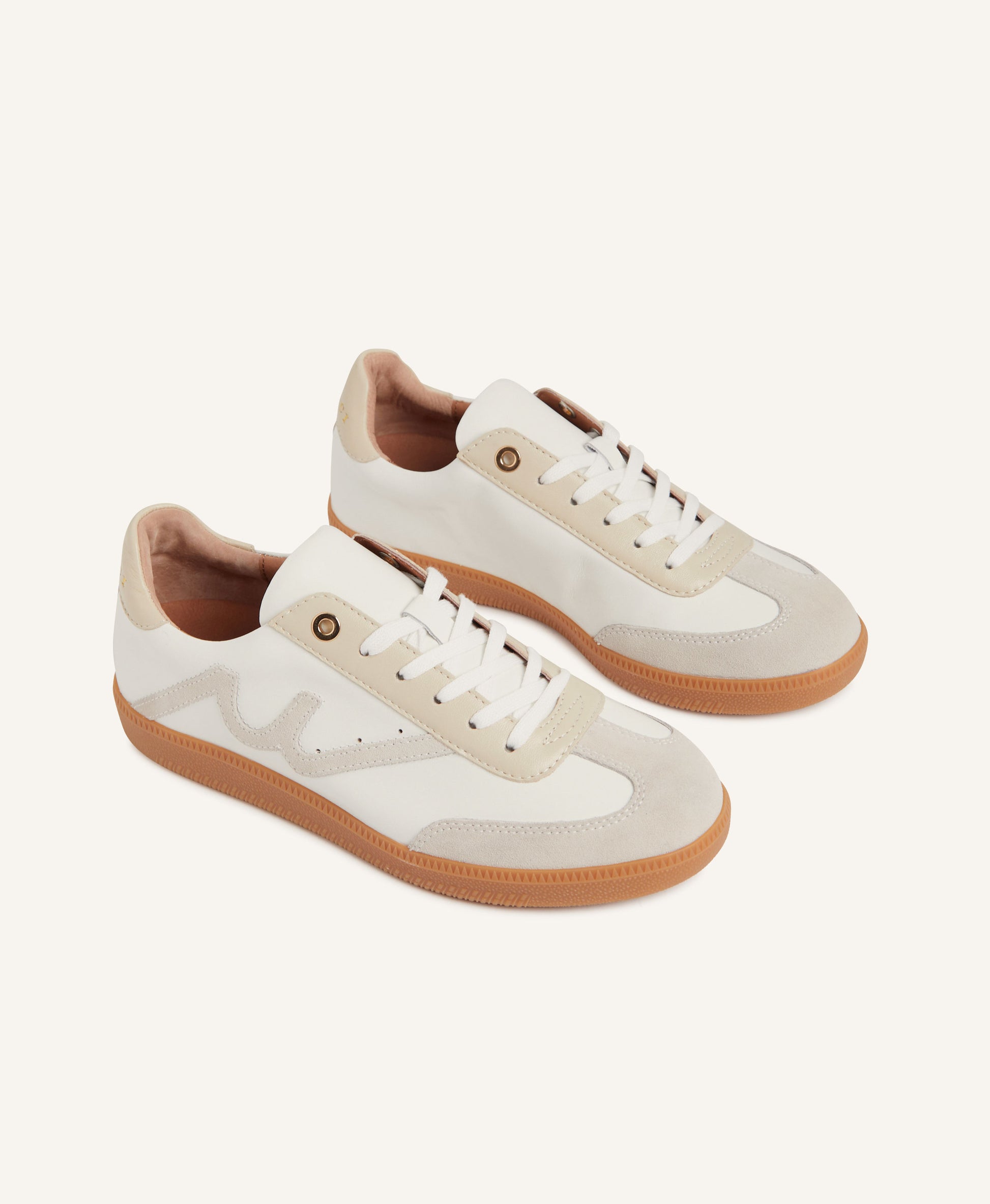 Gia Sneaker - Sneaker | Womens Shoes - Mi Piaci