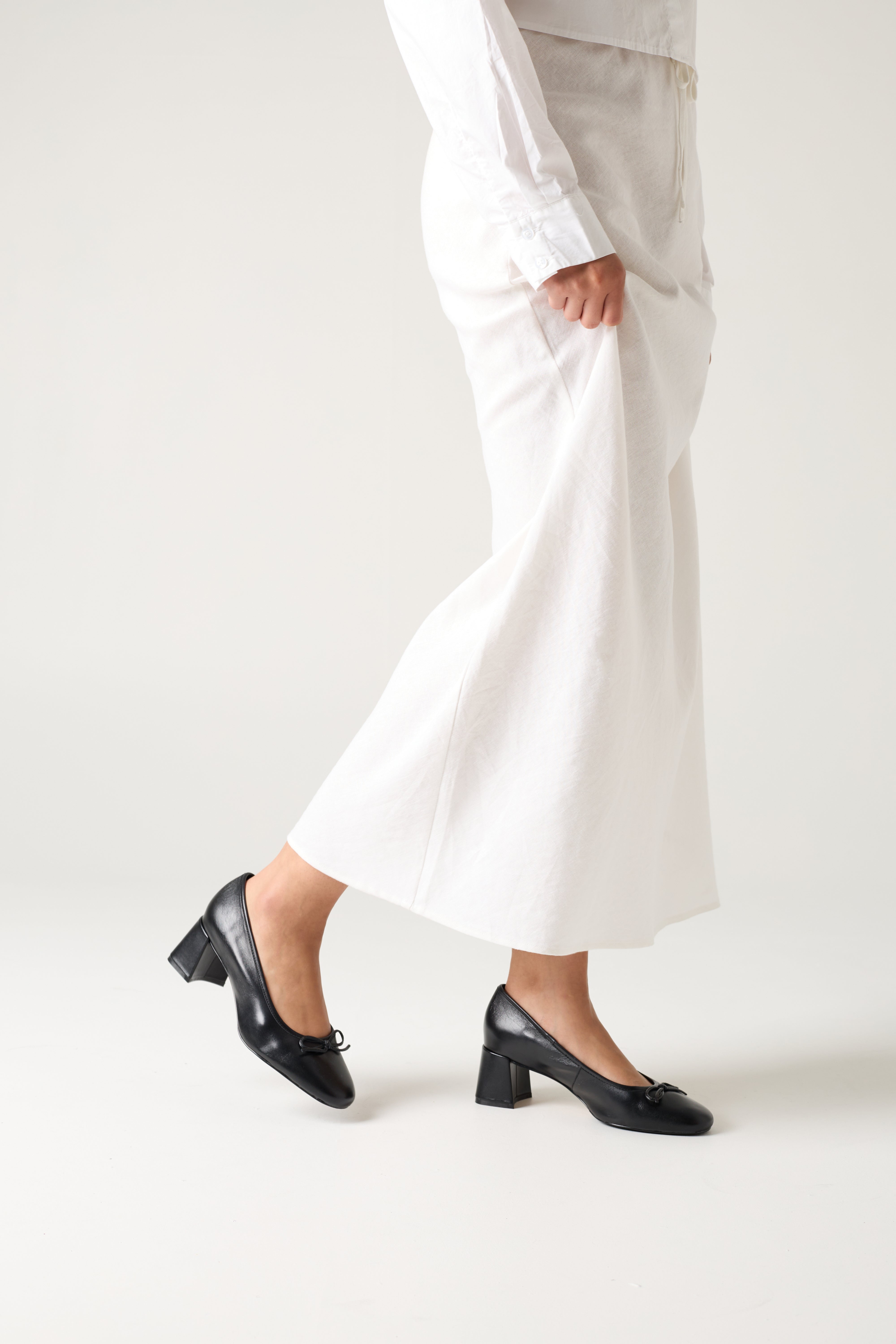 Jessie Heel - Courts | Womens Shoes - Mi Piaci