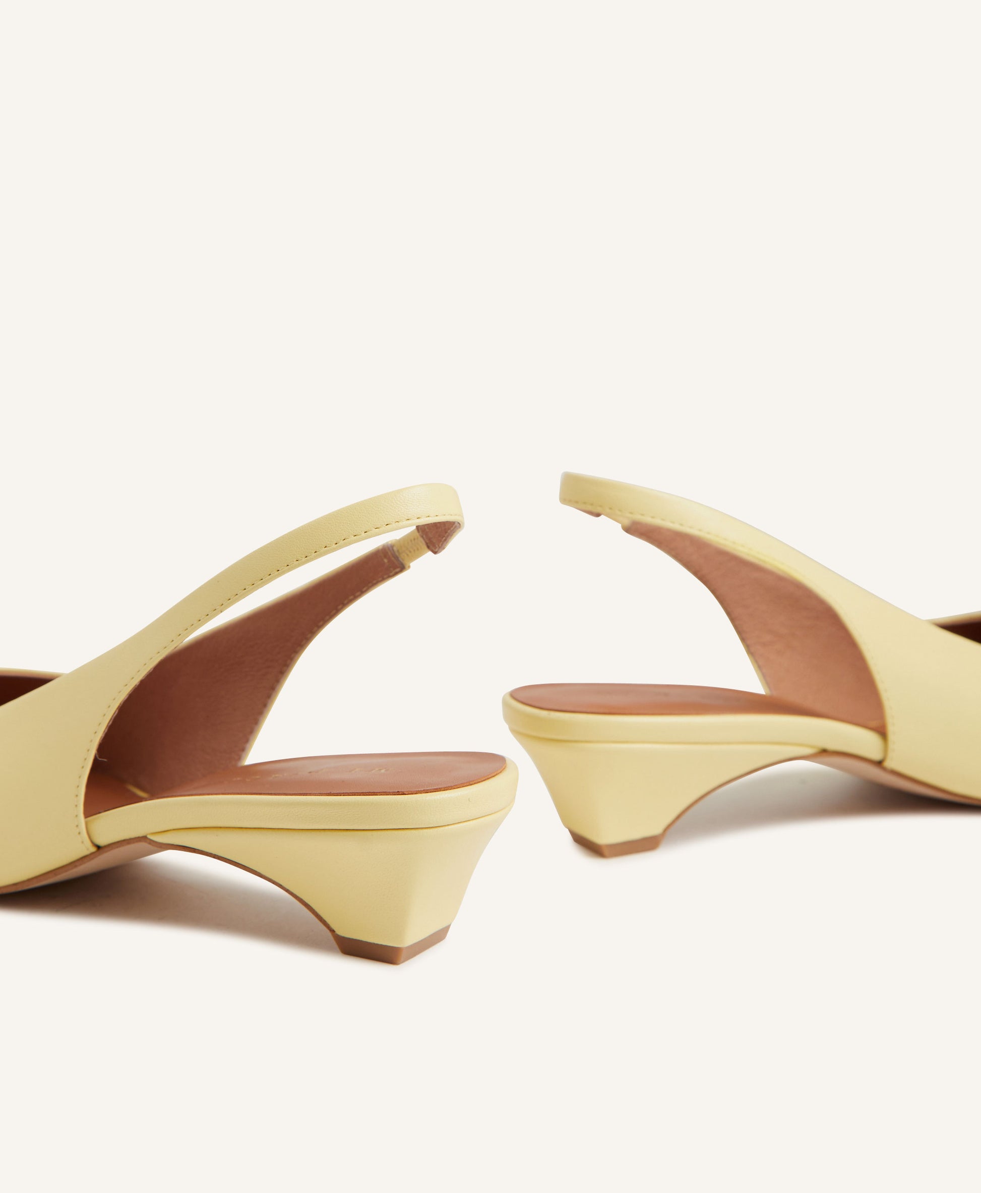 Jordyn Slingback Heel - Courts | Womens Shoes - Mi Piaci