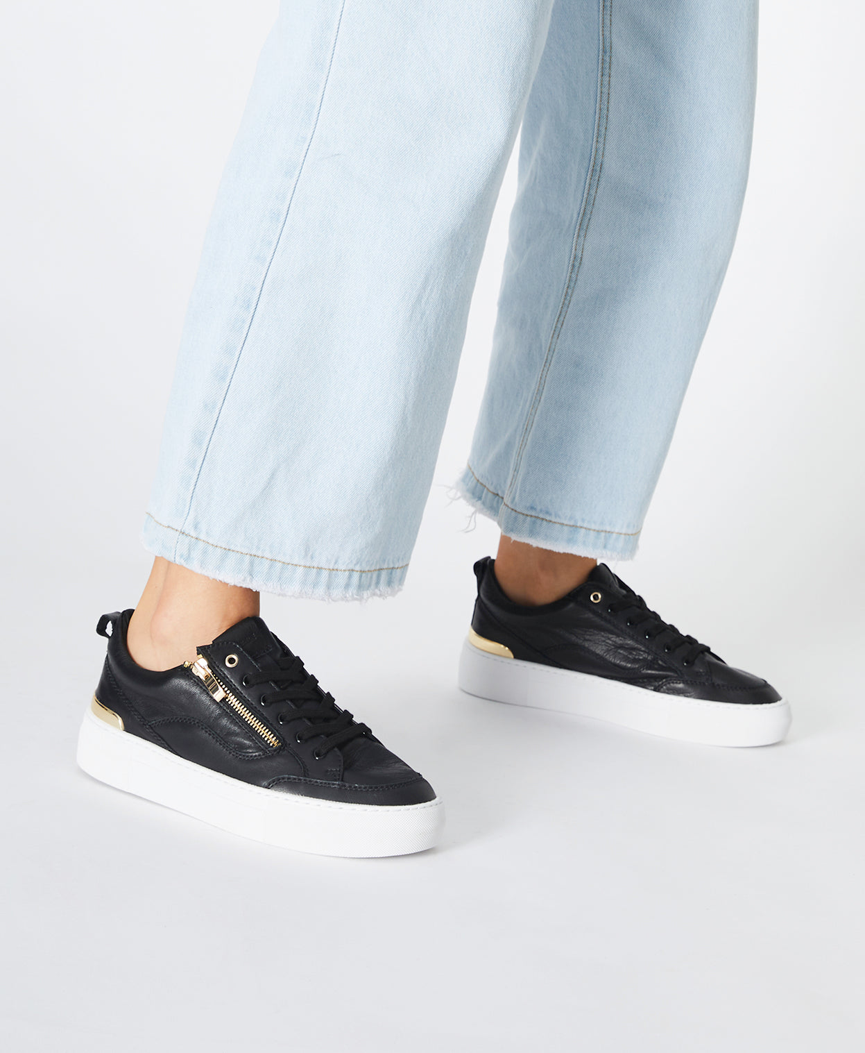 Vera Sneaker - Sneaker | Womens Shoes - Mi Piaci